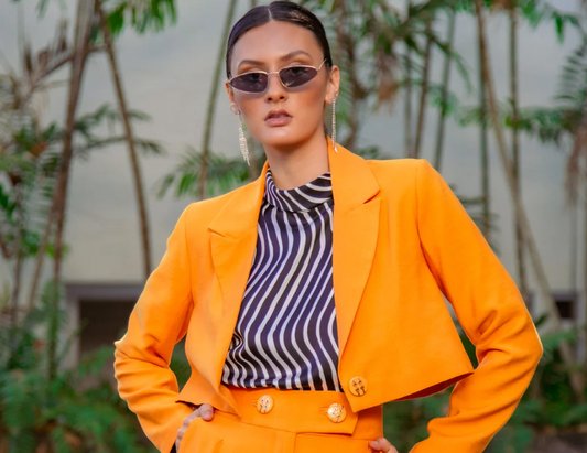 How to Dress with Confidence: 5 Power Looks for March
