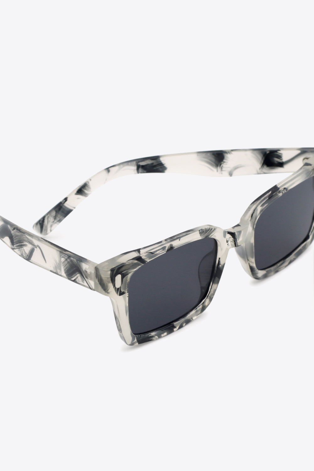 Carefree UV400 Polycarbonate Square Sunglasses