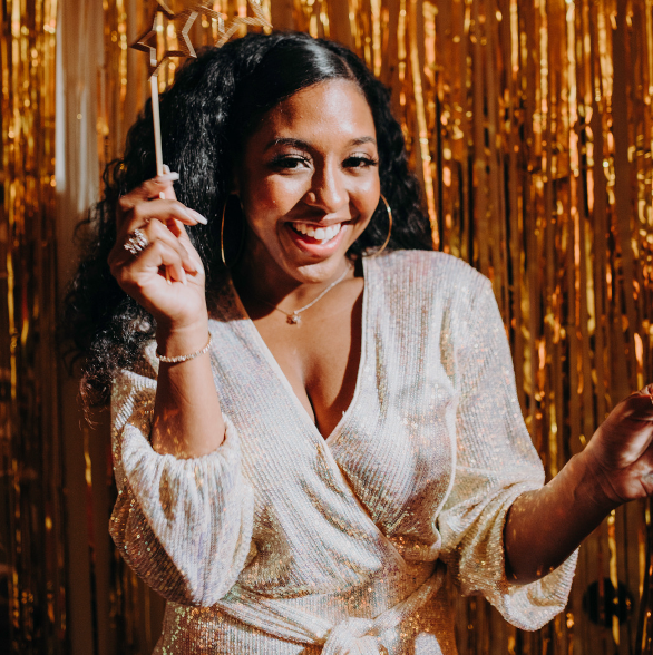 Shine Into 2025: Styling Tips for the Perfect New Year’s Eve Outfit ✨