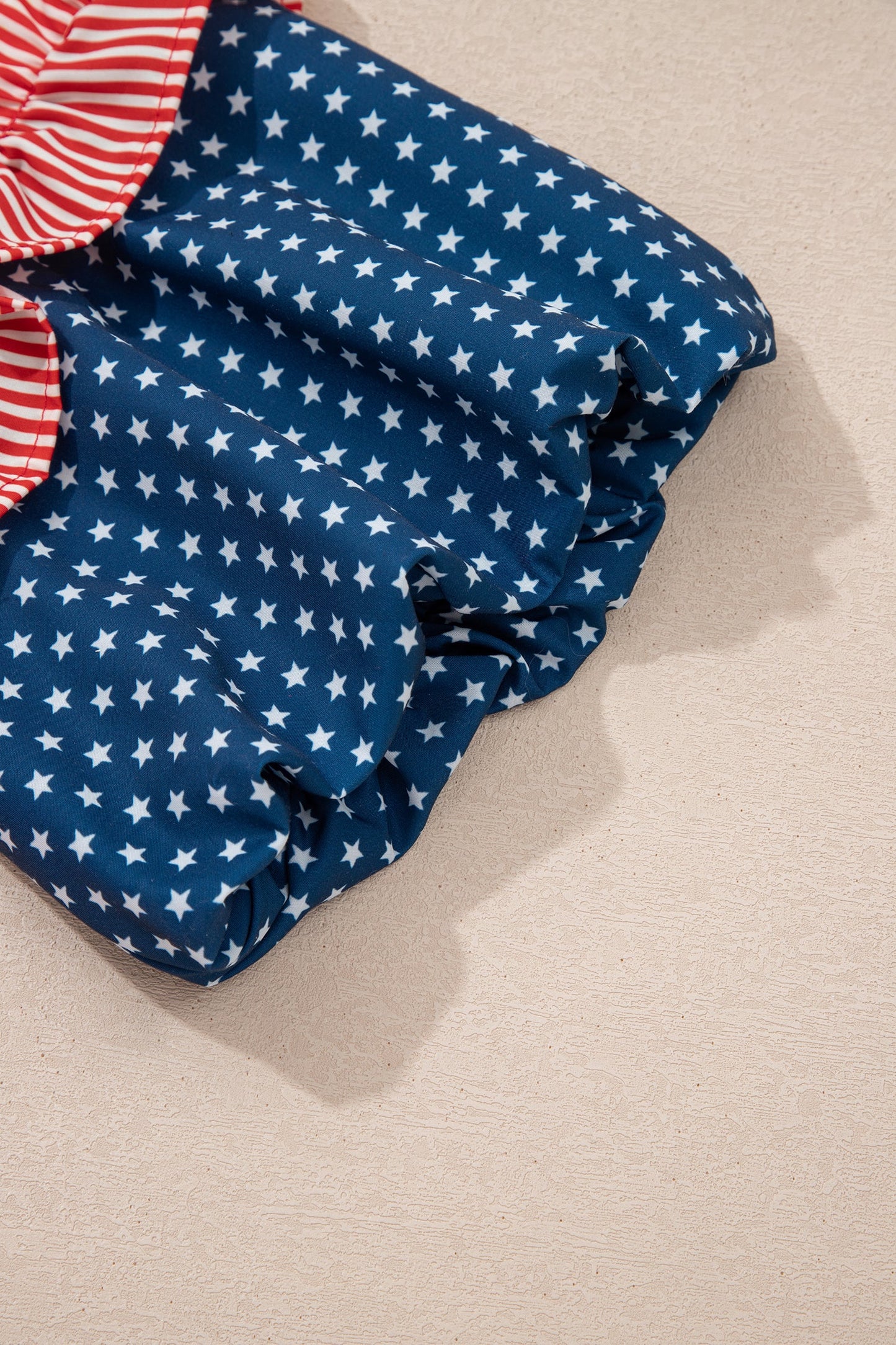 Plus Size Stars & Stripe Patchwork Puff Sleeve Top