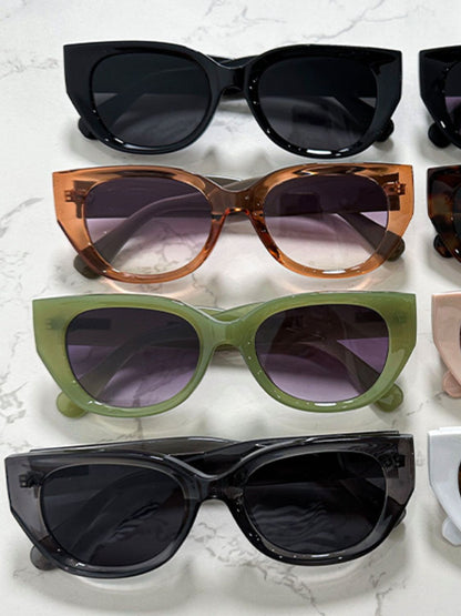 Cali Vibe Polycarbonate Frame Sunglasses