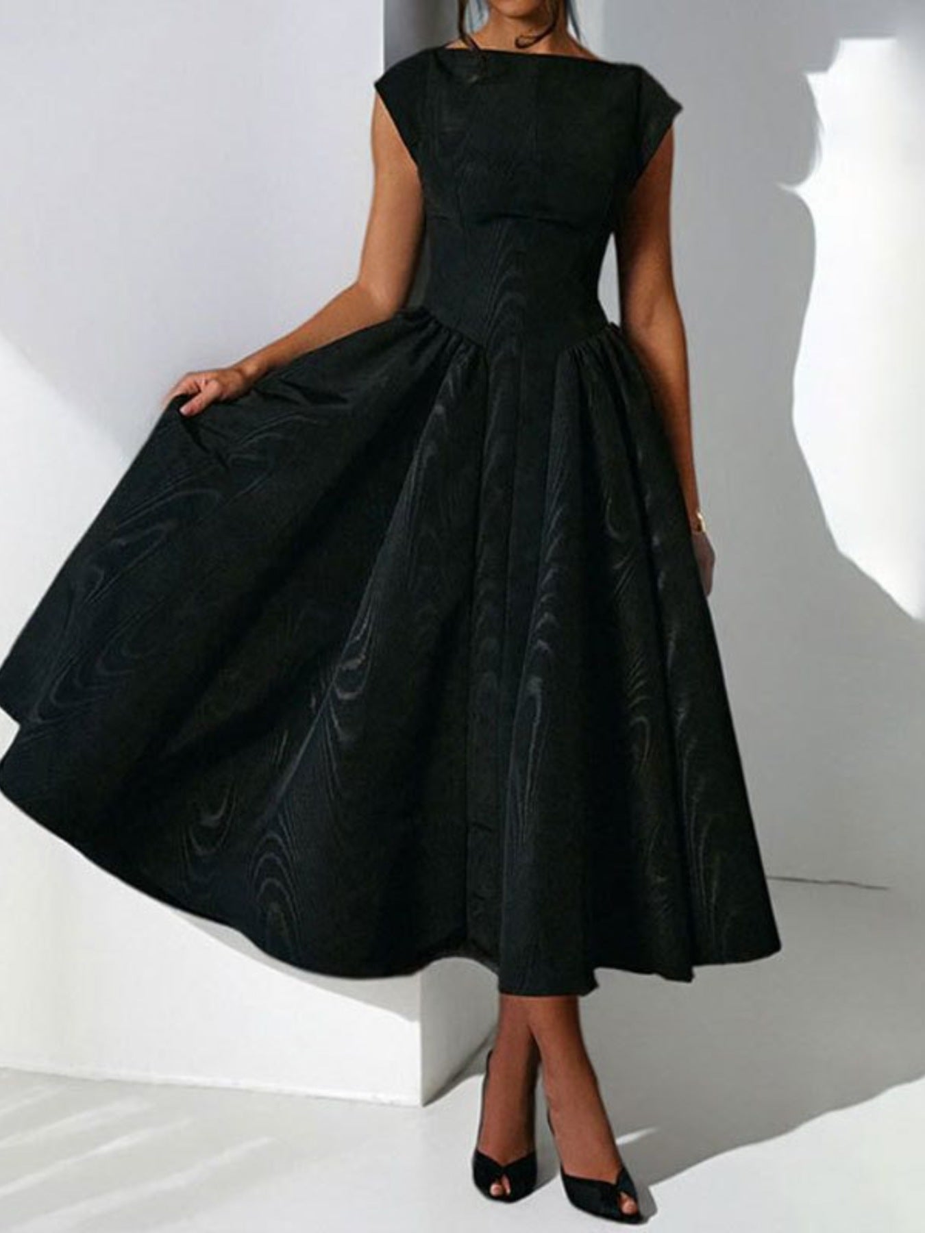 433e403d-b6ea-4ea3-aa26-207282a09fb0-Max