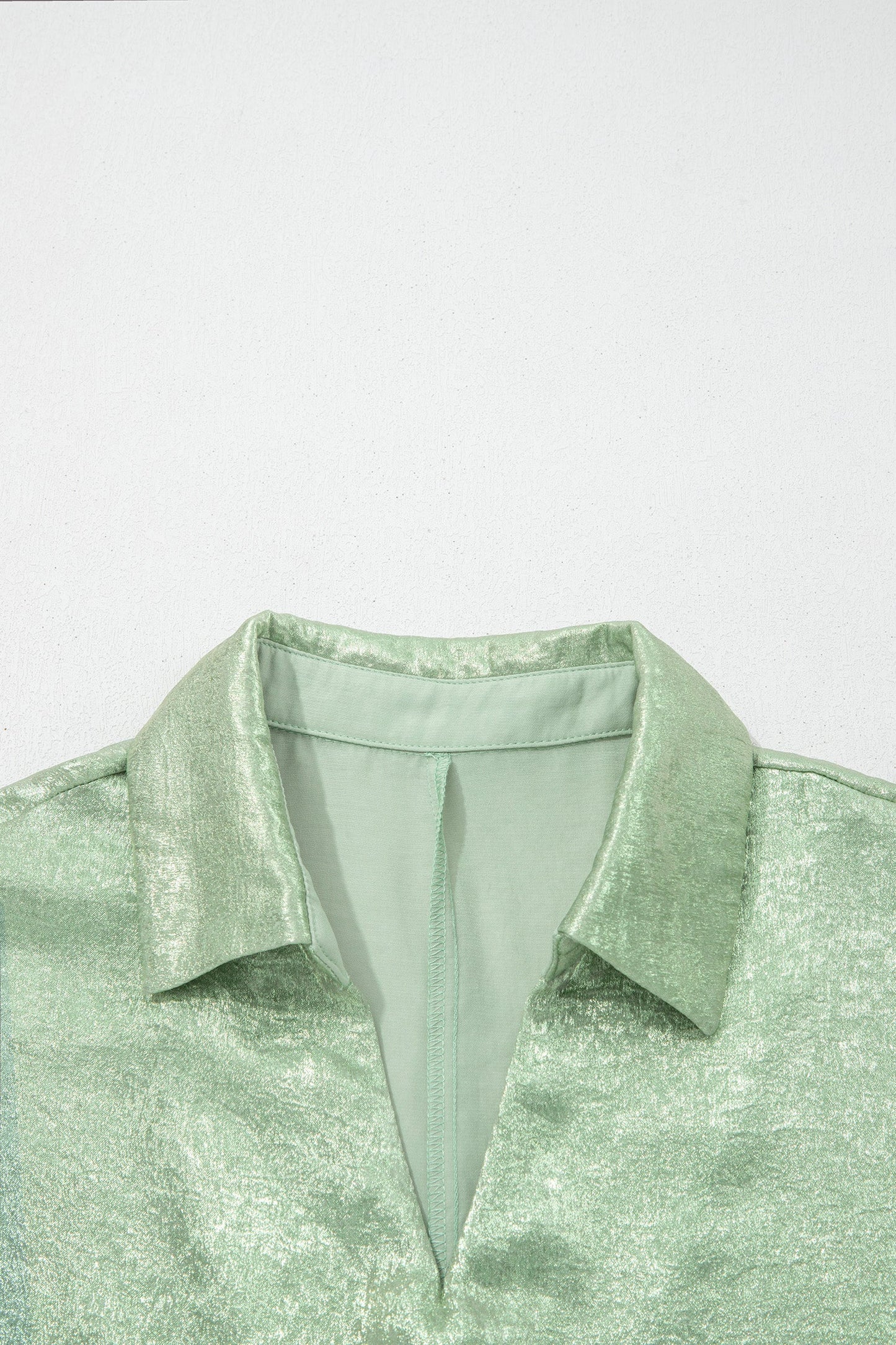 Metallic Collared V-Neck 3/4 Sleeve Top