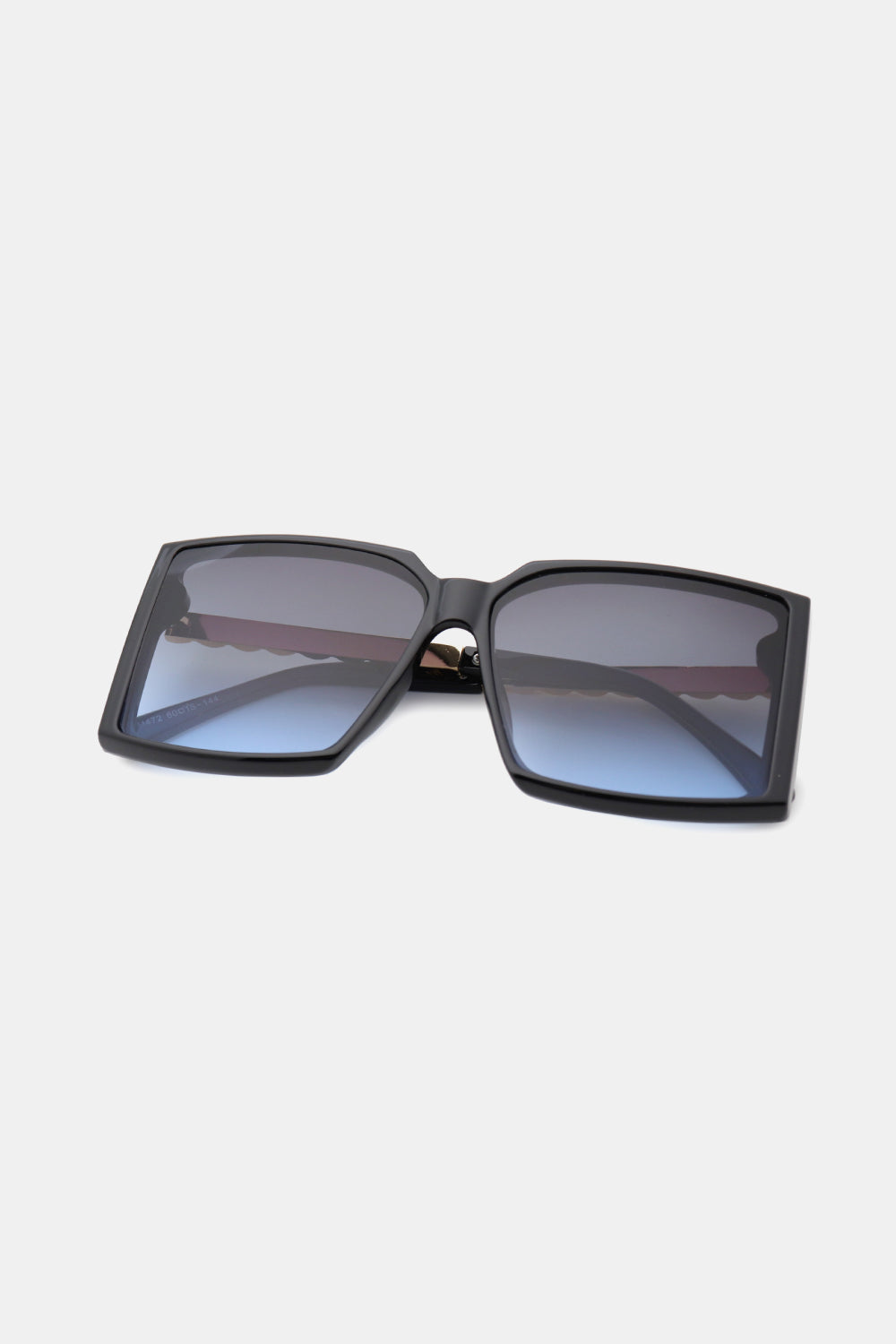 Diva Polycarbonate Frame Square Sunglasses