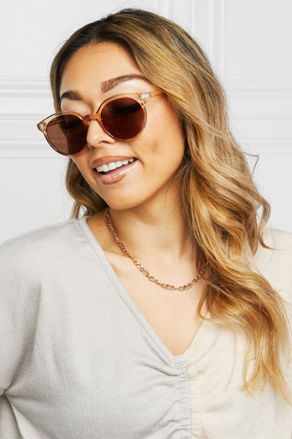 Miss Me Polycarbonate Frame Sunglasses