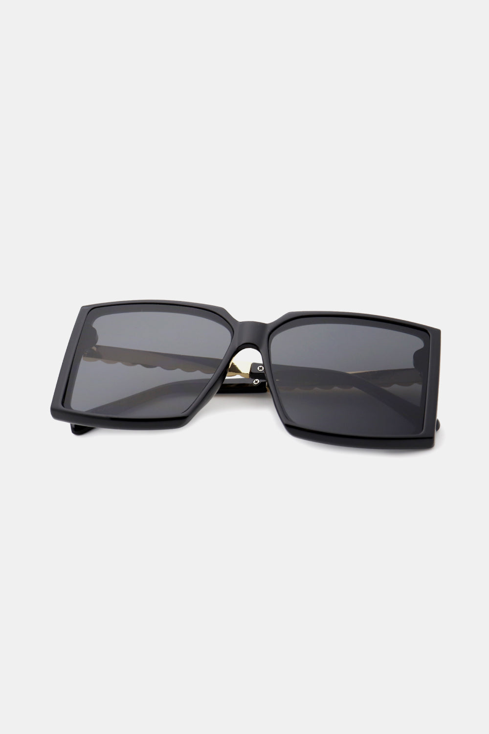 Diva Polycarbonate Frame Square Sunglasses