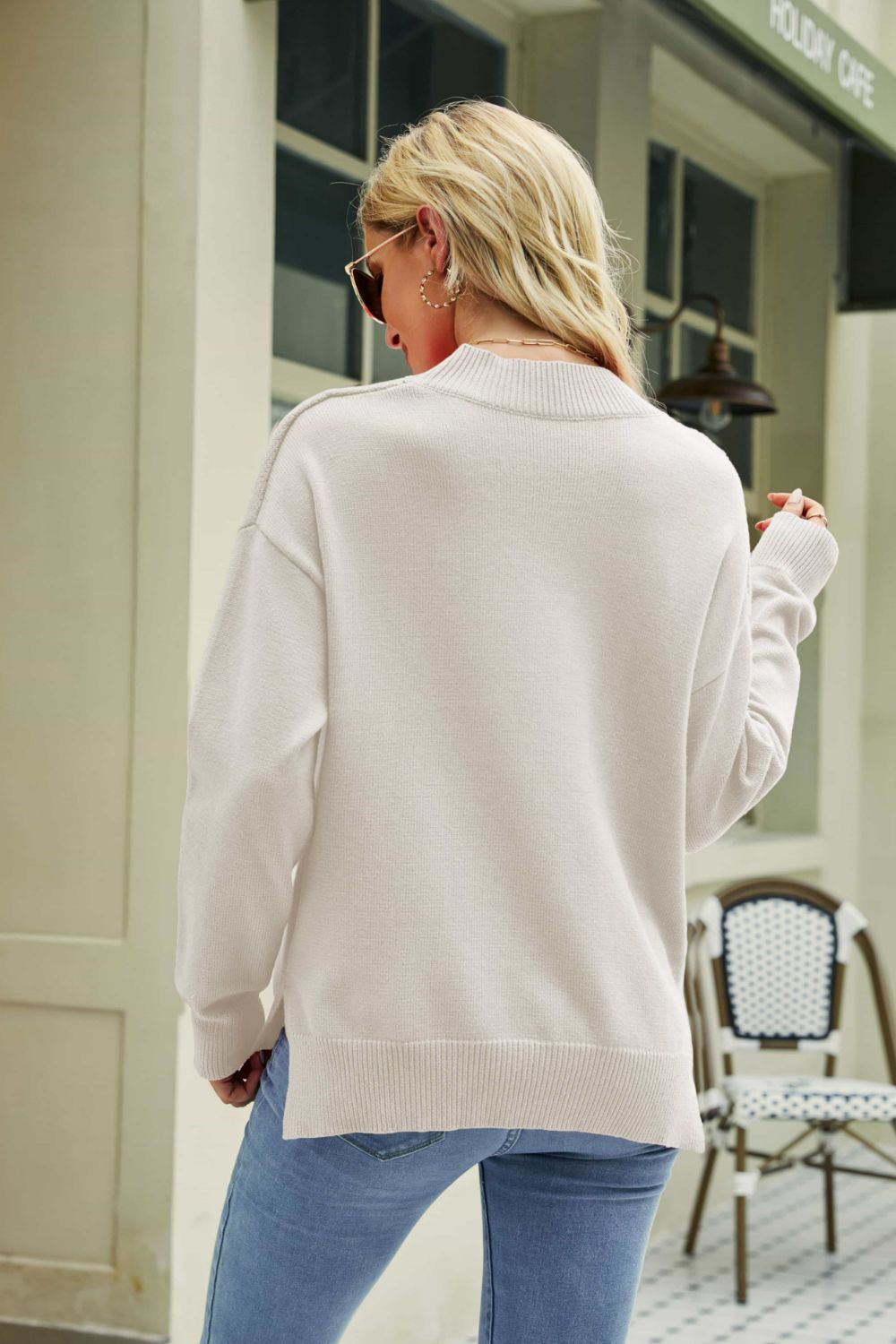 Lips Dropped Shoulder Sweater